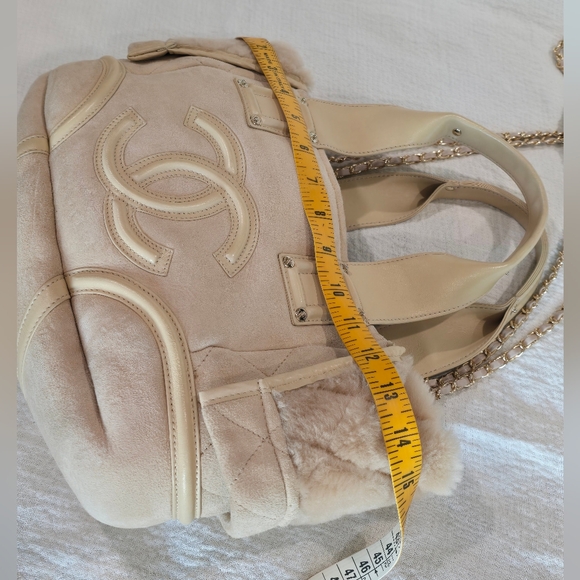 Chanel Sparkle Tote Suede Beige Leather Shearling Chain Cream Purse Shoulder Bag - Picture 11 of 16